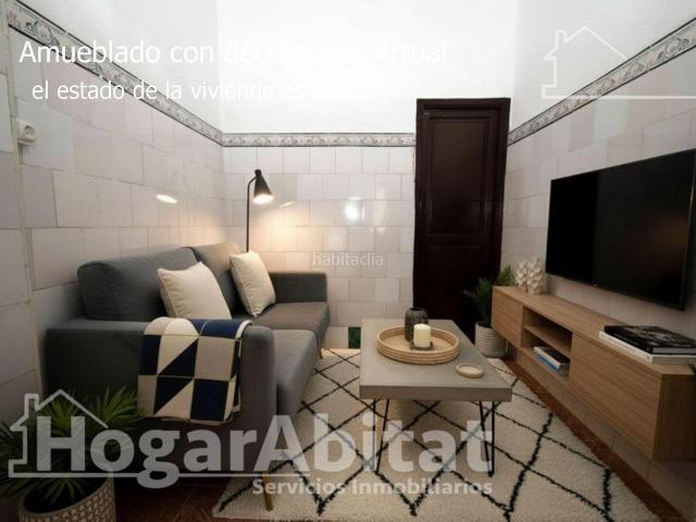 Casa en venta en Valencia, El Cabanyal El Canyamelar. CERCA DE LA PLAYA! CASA ACOGEDORA CON PATIO Y TRASTERO. Casas.