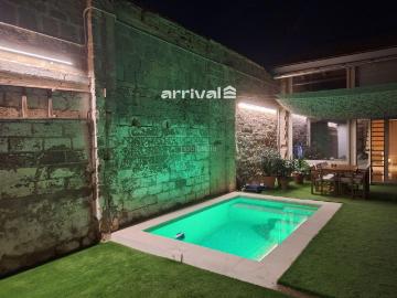 Casa en venta en Valencia, El Castellar i l'Oliverar. CASA CON REFORMA DE DISEÑO EN CASTELLAR. Casas.