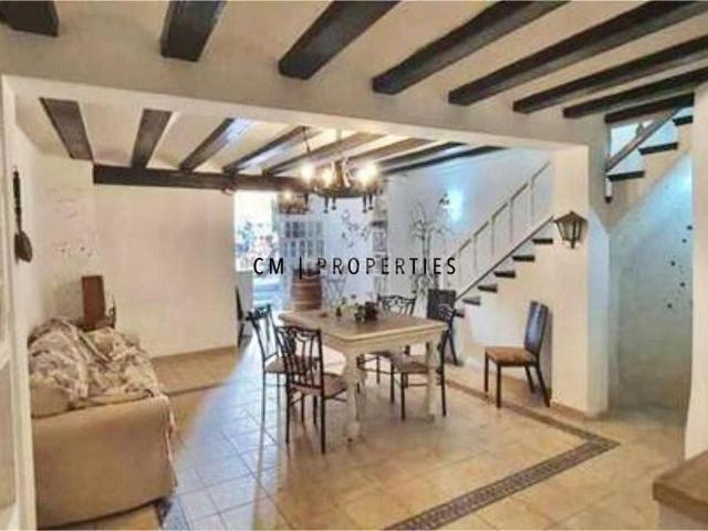Casa en venta en Valencia, Sant Francesc. Bajo en Sant Francesc en venta. Casas.