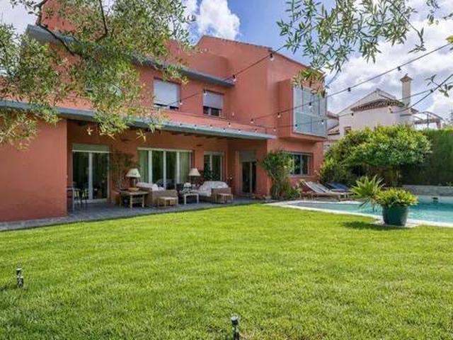 Casa en Venta en Valencina de la Concepción
