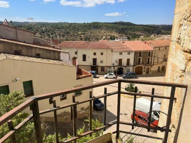 Casa en venta en Valjunquera Teruel