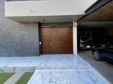 Venta casa u oficina Vallarta Norte