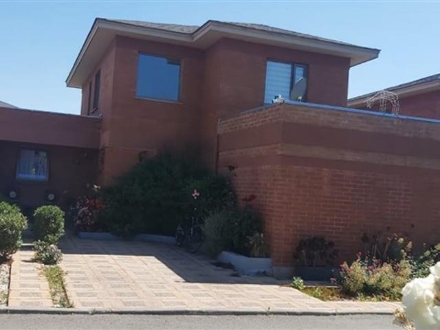 Casa en Venta en Valle Araucarias. Condominio Escorial