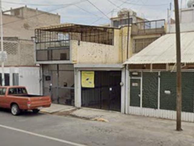 Casa en venta en Valle de Aragon, Nezahualcóyotl, México