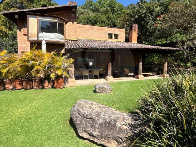 Casa en venta en Valle de Bravo