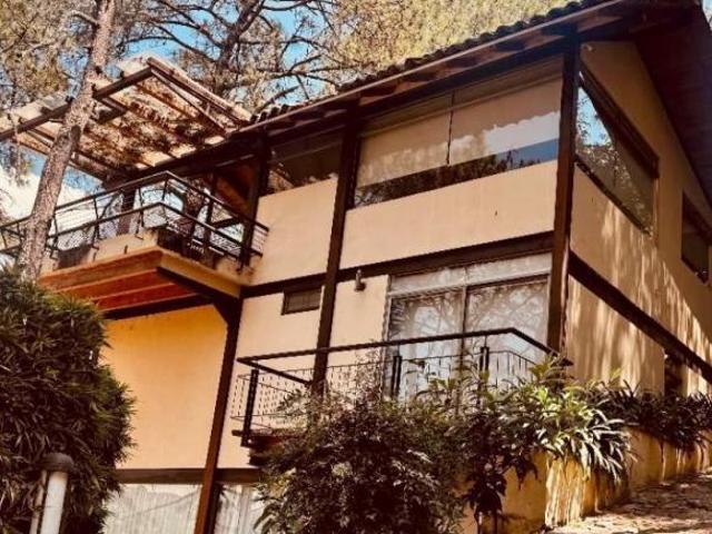 Casa en venta, en valle de Bravo