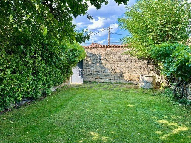 Casa en venta en Valle de las Navas. IMPRESIONANTE CASA RUSTICA CON JARDÍN DE ENSUEÑO A UN PASO DE BURGOS. Casas Valle de las.