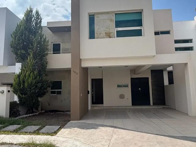 Casa en venta en Valle de las Palmas, Saltillo, Coahuila de Zaragoza