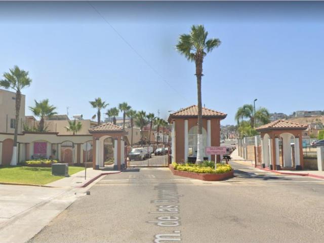 Casa en venta en Valle de las Palmas, Tijuana, Baja California