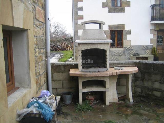 Casa en venta en Valle de Valdebezana. CASA EN EL VALLE DE VALDEBEZANA CON TERRENO. Casas Valle de.