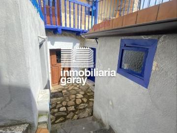 Casa en venta en Valle de Valdebezana. CASA SOLEADA CON ESPECTACULARES VISTAS EN PUENTEDEY. Casas Valle de.
