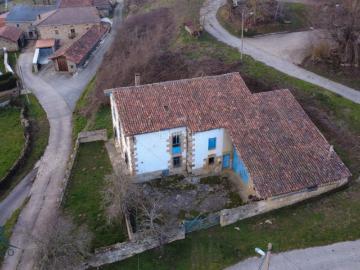 Casa en venta en Valle de Valdebezana. Casas Valle de.