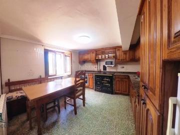 Casa en venta en Valle de Valdebezana. Casas Valle de.