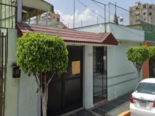 Casa en venta en Valle del Tepeyac, Gustavo A. Madero, Ciudad de México