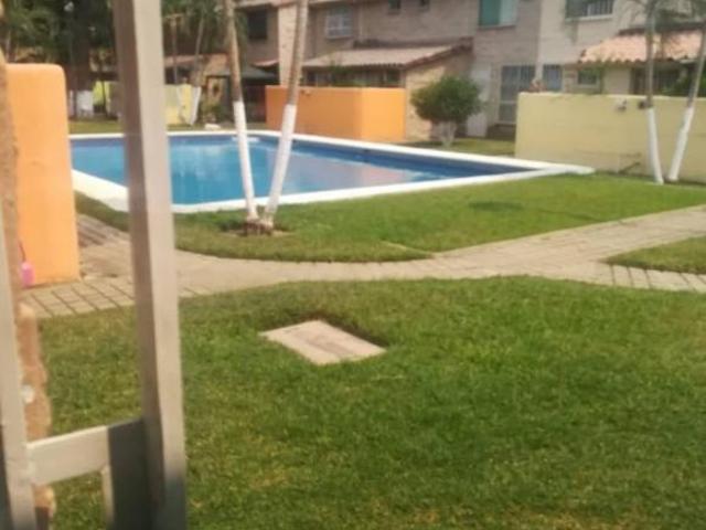 Casa en venta en valle del palmar lll 3 recamaras col. la venta