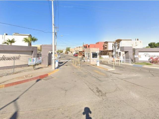 Casa en venta en Valle del Pedregal, Mexicali, Baja California