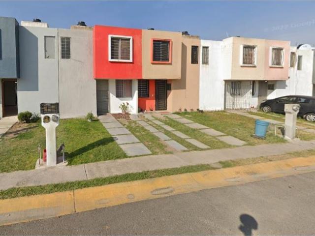 Casa en venta en Valle Dorado, Tlajomulco de Zúñiga, Jalisco