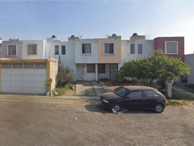 Casa en venta en Valle Dorado, Tlajomulco de Zúñiga, Jalisco