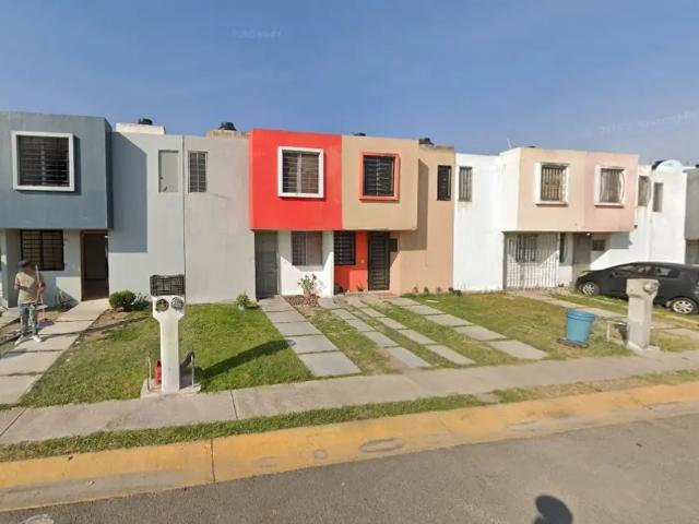 Casa en venta en Valle Dorado, Tlajomulco de Zúñiga, Jalisco