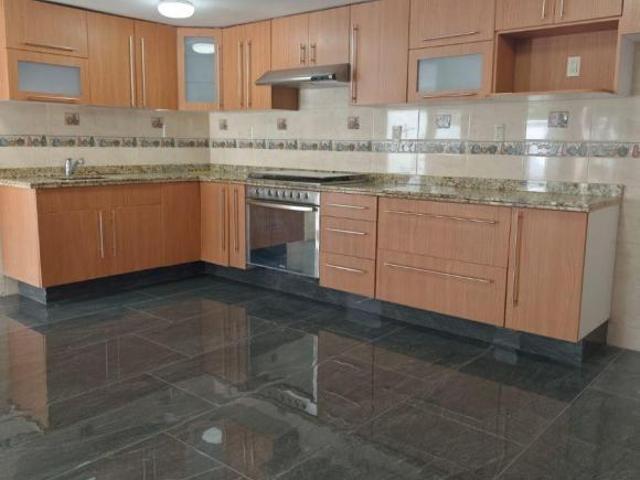 CASA EN VENTA EN VALLE DORADO TLALNEPANTLA