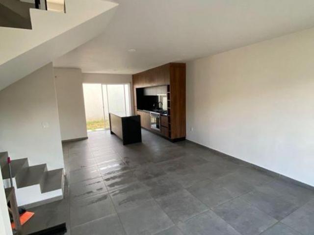 Casa en Venta en Valle Imperial Abie Residencial 277