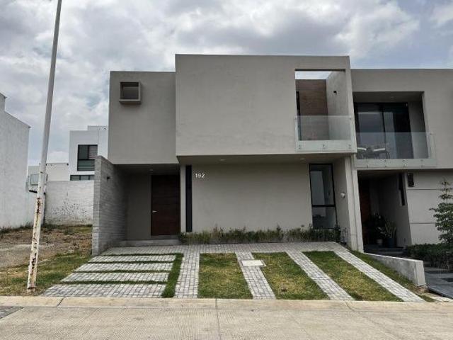 Casa en Venta en Valle Imperial, Valle del Imperio Griego, Zapopan