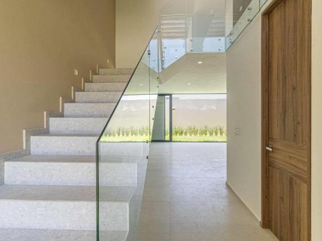 CASA EN VENTA EN VALLE IMPERIAL