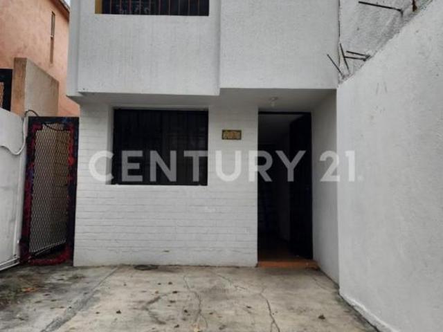 CASA EN VENTA EN VALLE LA SILLA GUADALUPE, NL
