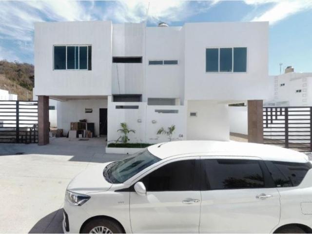 Casa en venta en Valle Paraiso, Manzanillo, Colima