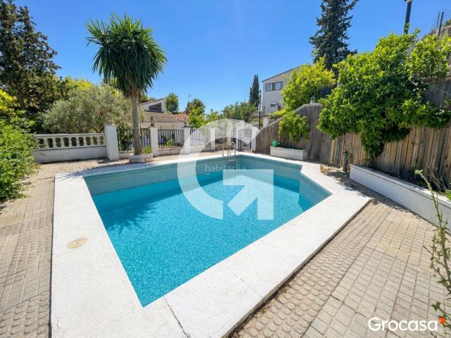 Casa en venta en Vallirana. CASA CON PSICINA PARKING CON ORIENTACIÓN SUR. Casas.