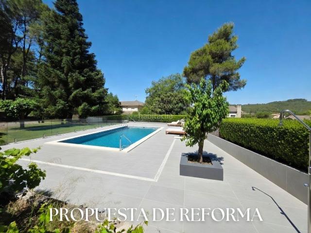 Casa en venta en Vallirana. Casa Independiente en Valliranam, Oasis Privado con Infinitas Posibilidades. Casas.