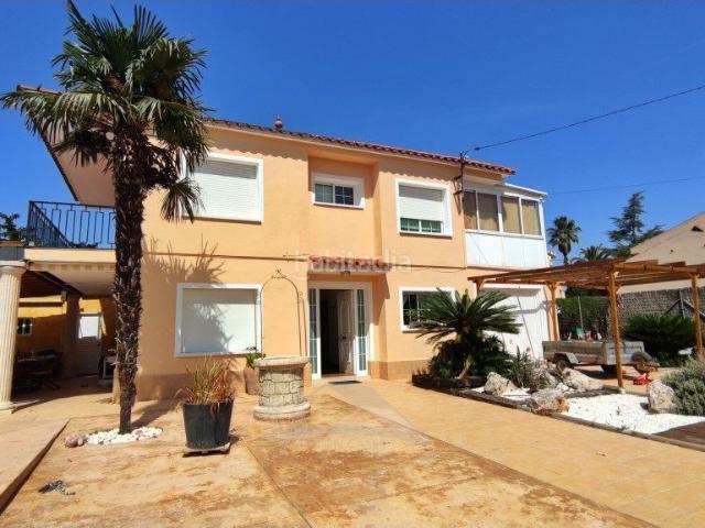 Casa en venta en Valls. FABULOSA CASA INDEPENDIENTE EN LA MEJOR ZONA DE VALLS. Casas.