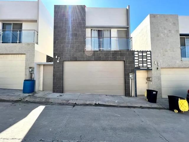 Casa en venta en Valparaíso Residencial, Tijuana, Baja California