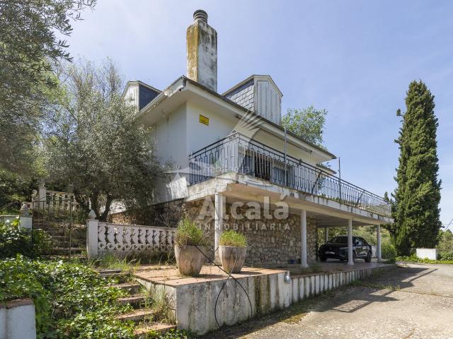 Casa en venta en Valverde de Alcalá. Estupenda casa independiente en Valverde de Alcalá. Casas Valverde de.