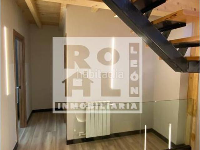 Casa en venta en Valverde de la Virgen. Venta de casa reformada en Valverde de la Virgen. Casas Valverde de la.