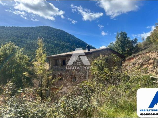 Casa en venta en Vansa i Fórnols La. La Vansa Restaurante con 2 pisos independientes. Casas Vansa i Fórnols.