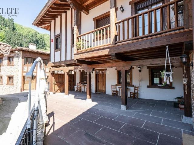 Casa en venta en Vega de Liébana. Liébana como proyecto de vida Propiedad turística en un enclave único del norte de España. Casas Vega de.