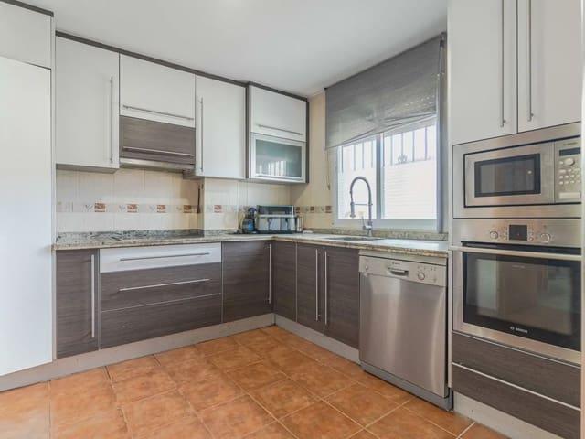 Casa en venta en Vegas del Genil, Granada