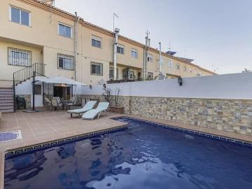 Casa en venta en Vegas del Genil, Granada