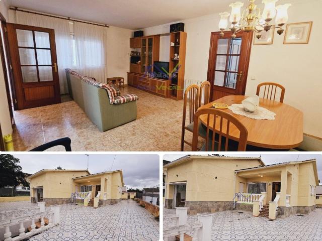 Casa en venta en Vendrell El, Nou Vendrell Costa Dorada. Casa en venta en Nou Vendrell, 3 dormitorios. Casas Vendrell.