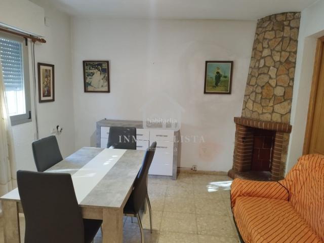 Casa en venta en Venta del Moro. Casa lista para entrar a vivir en Casas de Moya. Casas Venta del.