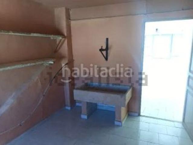 Casa en venta en Venta del Moro. Casas Venta del.
