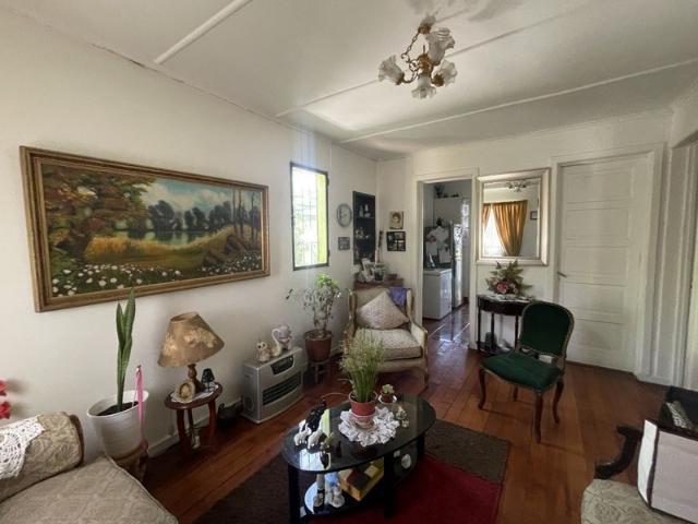 Casa en Venta en Venta Propiedad con 3 casas independientes, Amalia Armstrong, La Cisterna