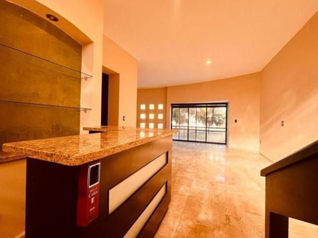 Casa en venta en Veracruz con doble fachada Fracc. Lomas Residencial