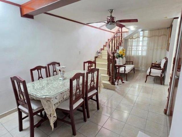 Casa en venta en Veracruz con Hab. en P.B. Fracc. Arboledas