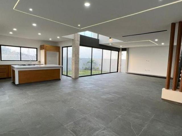 Casa en venta en Veracruz Fracc. Las Olas