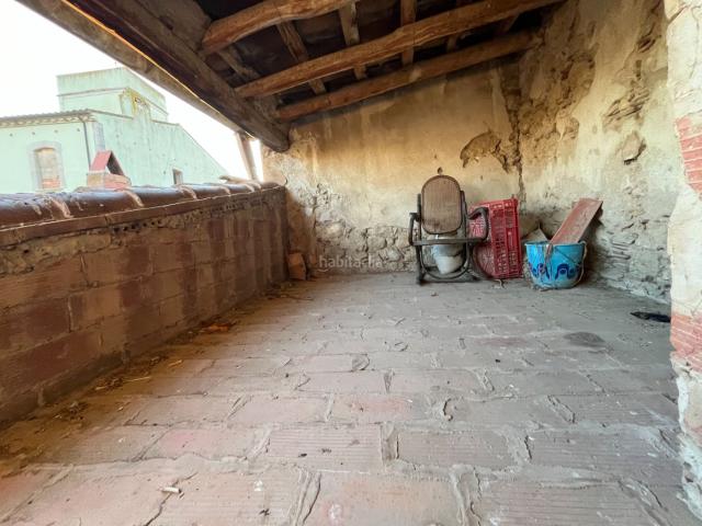 Casa en venta en Verges. Casa molt cèntrica en venda a Verges Casa muy céntrica en venta en Verges. Casas.