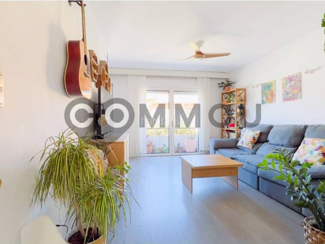 Casa en venta en Vic, Estadi Santa Anna. Casa en venta en la zona del Estadio de Vic. Casas.