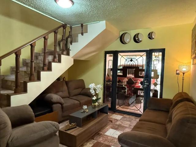 Casa en venta en Vicente Guerrero, Saltillo, Coahuila de Zaragoza