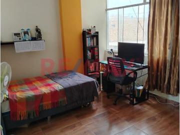 Casa en venta en El Sol de las Delicias - Espacio para oficina